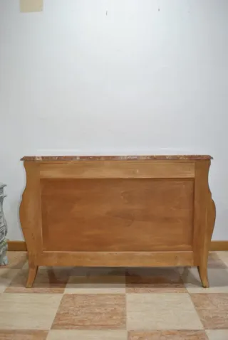 Cómoda de madera con tapa de mármol Luis XV