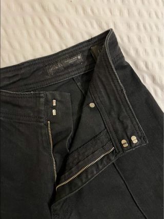 Pantalón Zara ancho