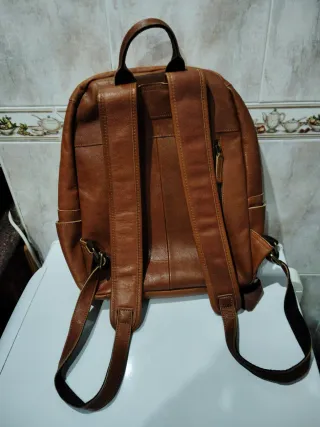 Mochila de piel auténtica