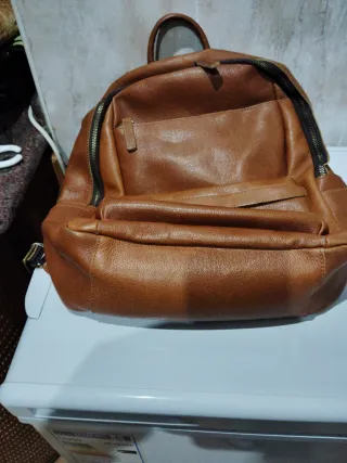 Mochila de piel auténtica