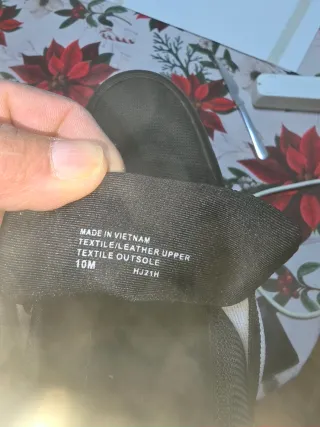 Zapatillas Michael Kors Negras y Rojas