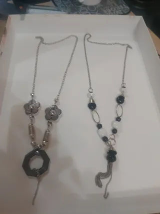 Collane argento e nere