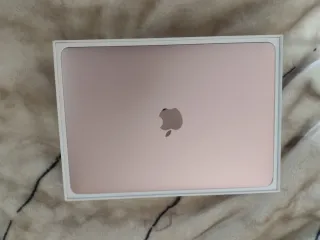 MacBook M3 2016 ORO/ROSA