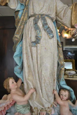 Antigua gran talla de madera Asunción de la Virgen