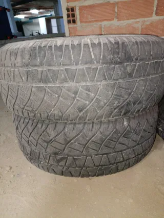 4 Neumáticos Michelin para 4x4 265 60 18