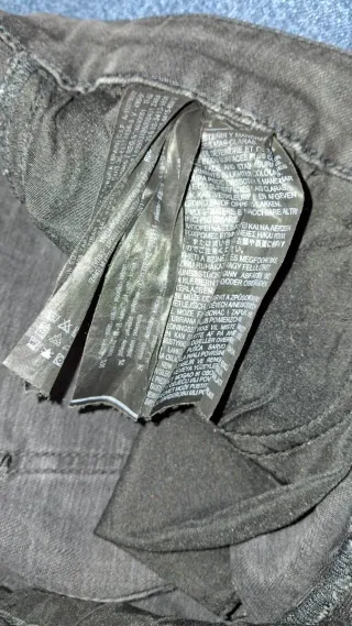 Pantalones vaqueros Zara negros rotos