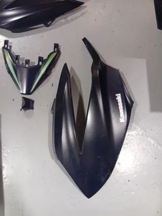 Piezas de carenado Kawasaki J125