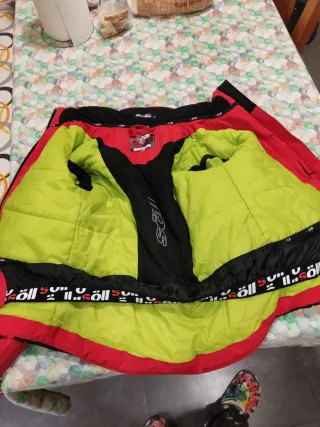 Chaqueta infantil esquí roja