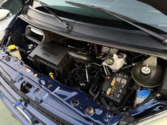 Ford Transit T300 115cv 9 plazas 2011