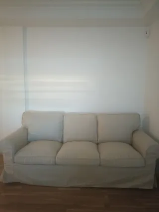 Sofá Ektorp Ikea 3 Plazas Beige. 3 meses, sin uso.