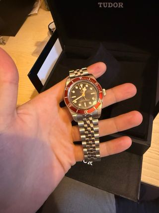 Tudor Black Bay Jubilee Rosso Sin Tarjeta Tudor