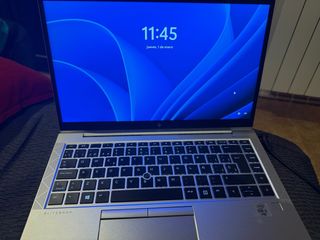 HP Elitebook G7 i5 500SSD 32RAM