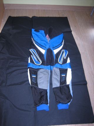 VENDO ROPA DE ENDURA