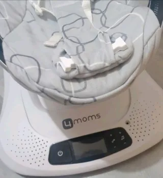 Mamaroo4