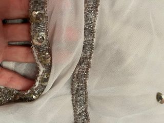 Falda midi Zara perlas y lentejuelas