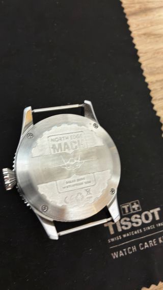 Reloj North Edge MACH Solar Drive