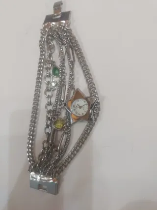 Bracciale donna con ciondoli a stella e pietre