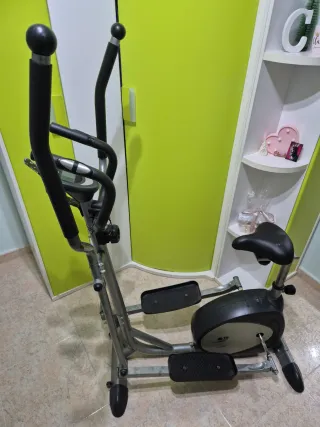 Bicicleta Estática Negra