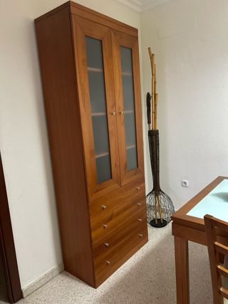 Vitrina madera cristal biselado
