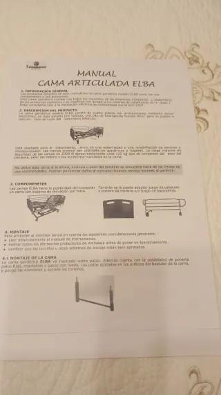 Cama articulada de madera y metal