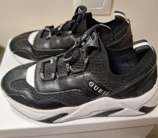 Botines Guess Negros y Blancos Originales