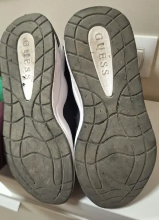 Botines Guess Negros y Blancos Originales