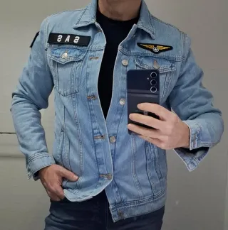 Cazadora Vaquera Parches Militares. Tallas S-M y L