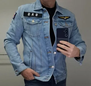 Cazadora Vaquera Parches Militares. Tallas S-M y L