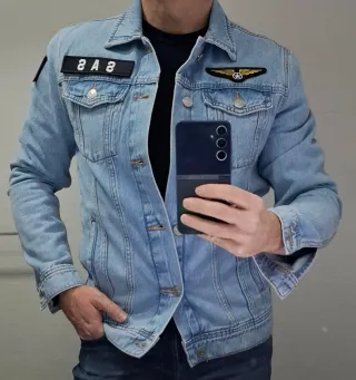 Cazadora Vaquera Parches Militares. Tallas S-M y L