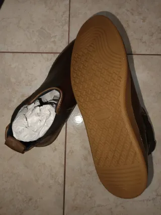 Stivaletti uomo marroni