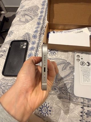 iPhone 12 64 GB Blanco