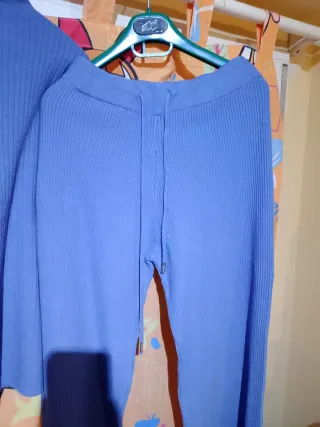 Conjunto de punto mujer azul