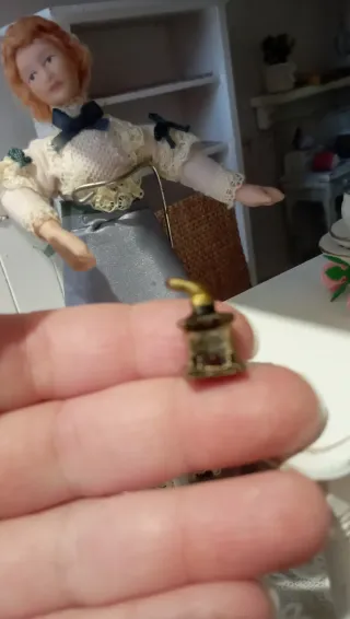 Molinillo de Café Antiguo Miniatura 1:12 - Cocina