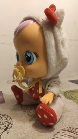 Bebé Llorón Hello Kitty