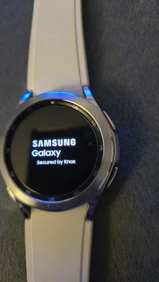 Samsung Galaxy Watch4 Classic Plata/Blanco