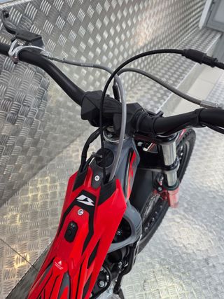 Beta Evo 300 2T 2025 SEMINUEVA