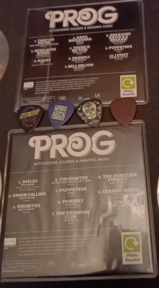 Lote 4 CD's Prog Promo + 4 Púas Hard Rock Café