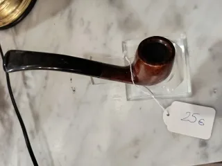 Bote de alabastro decorado