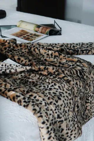 Abrigo Zara Estampado Leopardo