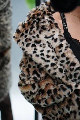 Abrigo Zara Estampado Leopardo