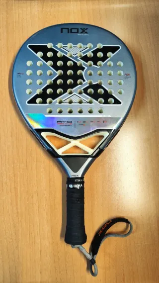 Pala Padel Nox At10 Pro Cup Comfort 2025