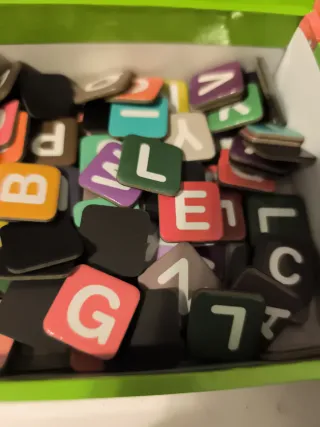 Juego educativo Discover Words 3-7 años