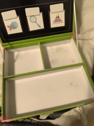 Juego educativo Discover Words 3-7 años