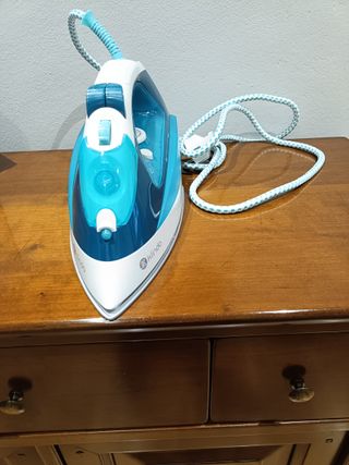 Plancha de Vapor 2400W