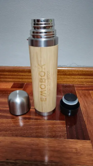 Termo de bambú y acero inoxidable