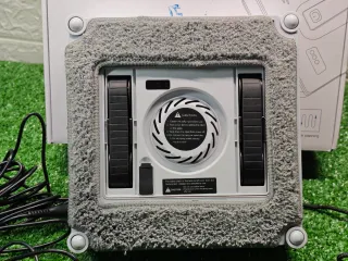 Robot Limpia Ventanas con Mando