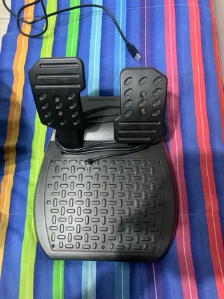 Volante Ferrari T80 RW Thrustmaster