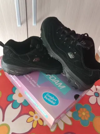 Zapatillas Skechers Negras
