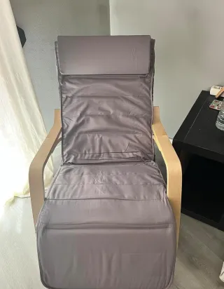 Mecedora lactancia gris con reposapiés