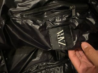 Puffer Zara Negro con Capucha